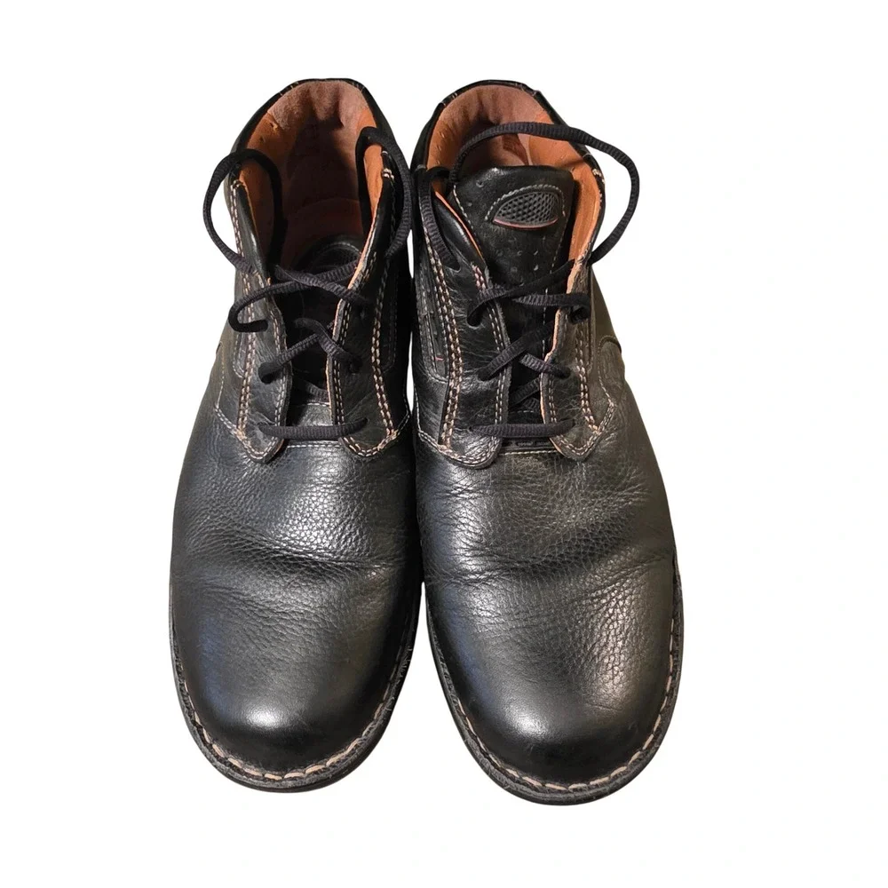 Clarks unstructured un